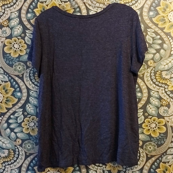 Reitmans Navy Top - Picture 2 of 3